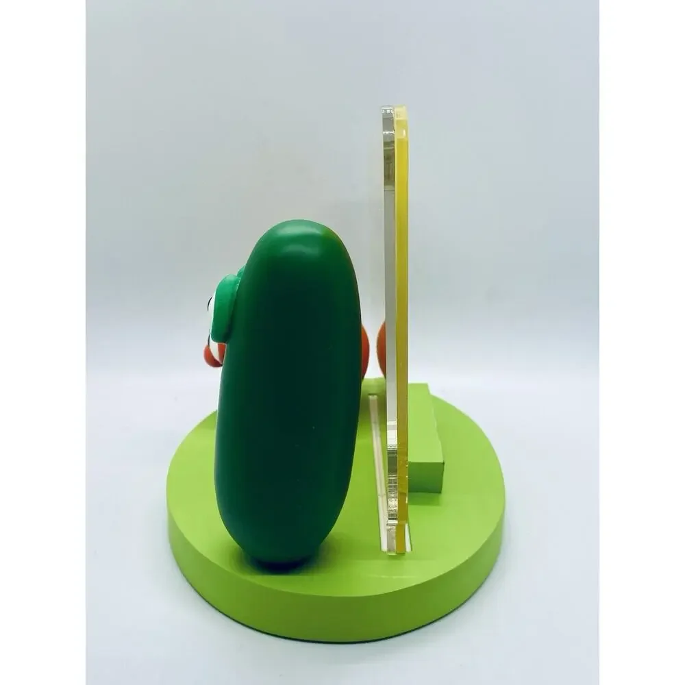 Vintage 1999 Veggie Tales Hallmark God Made You Special Figurine Bob Larry New